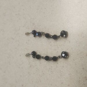 Black/Silver Drop Earrings, GUC